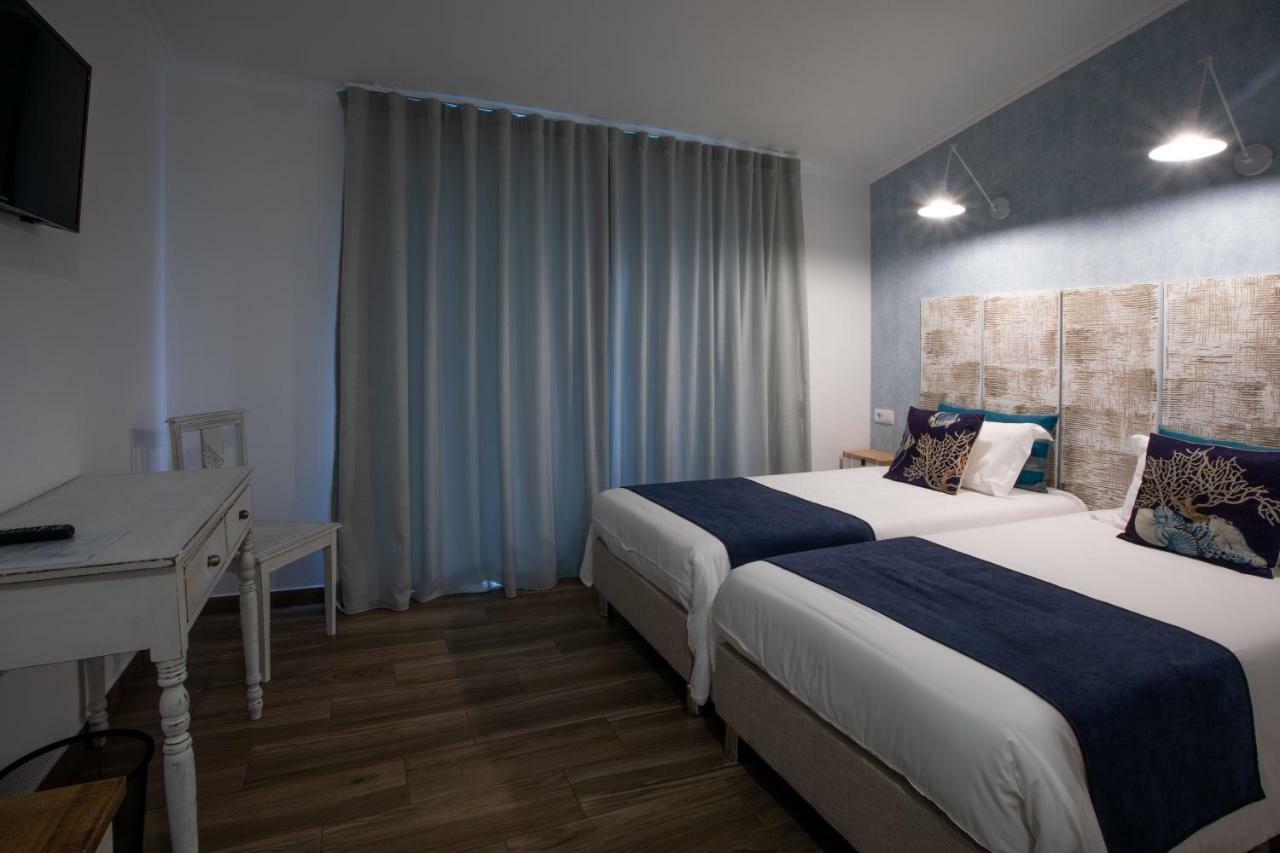 Casa D'Avo Guesthouse And Apartment Urzelina Bagian luar foto